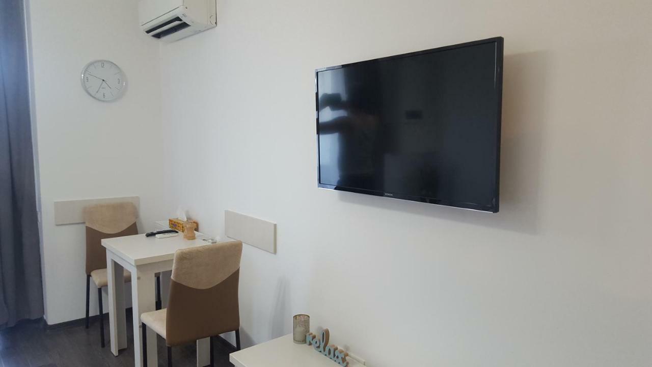 Alex Marina Flat Apartment Mamaia Bagian luar foto