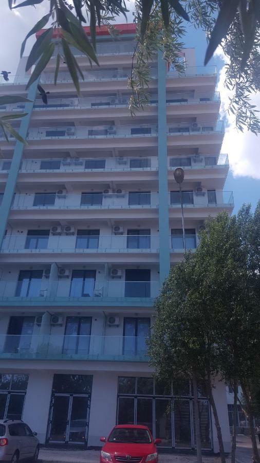 Alex Marina Flat Apartment Mamaia Bagian luar foto